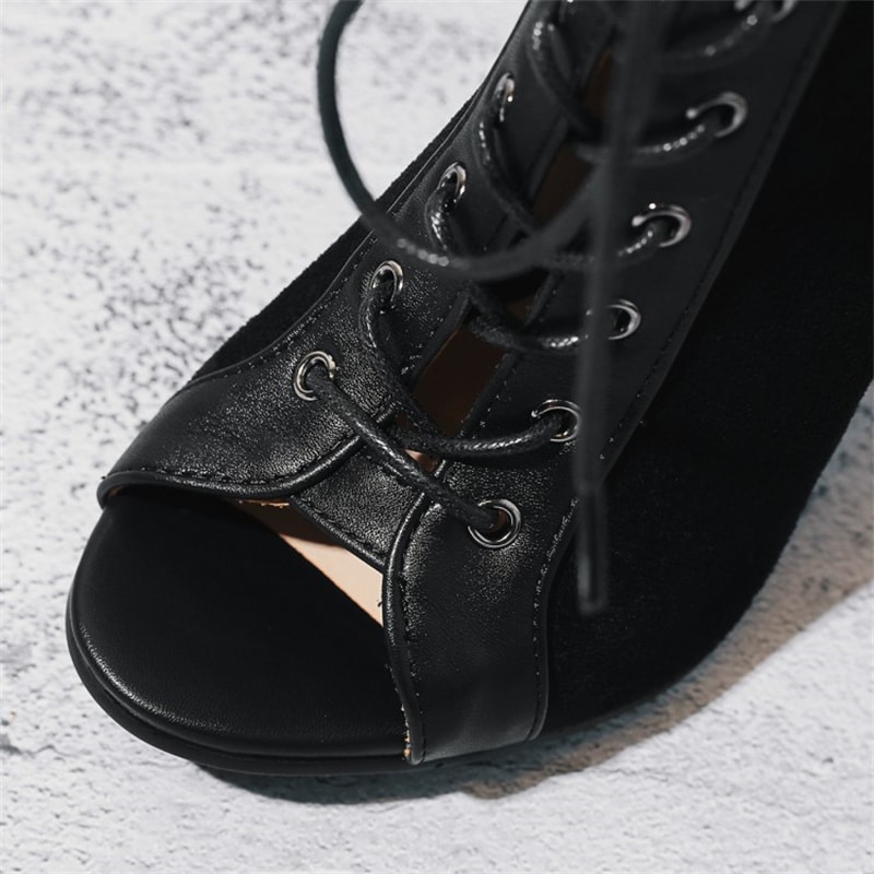 black boots for women
