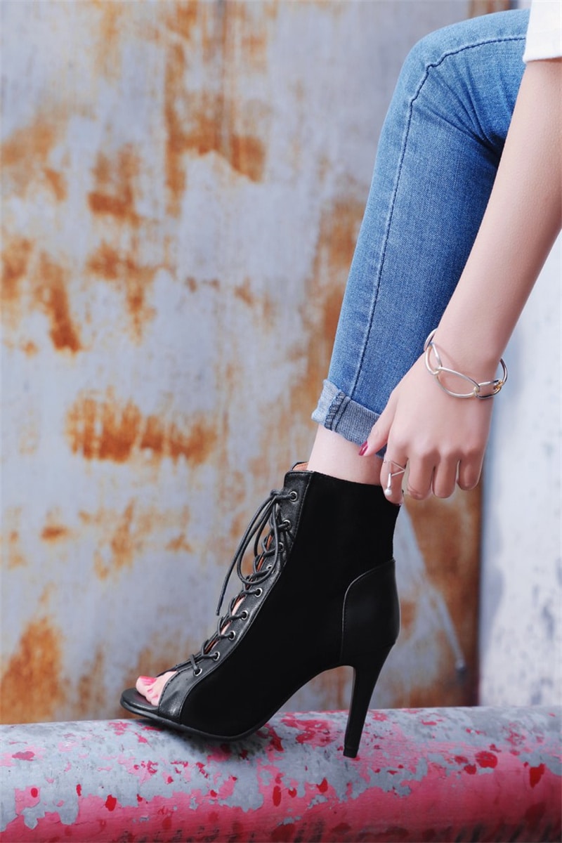 black dancing boots US